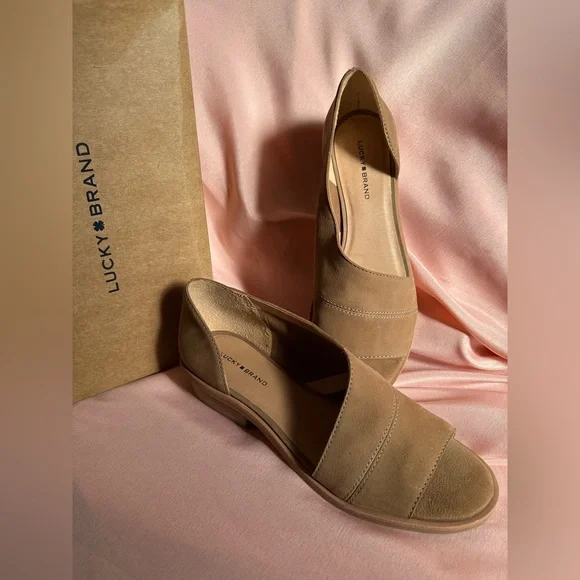 NWOT LUCKY BRAND SERKIE OPEN TOE SLIP ON SANDAL HEELS - Picture 5 of 12